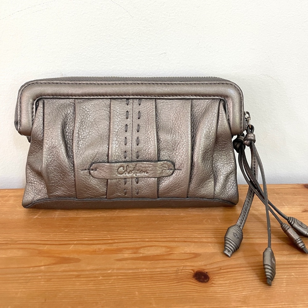 NWOT Cole Haan Pebbled Leather Pleated Clutch Wallet Purse in Silver/Pewter.